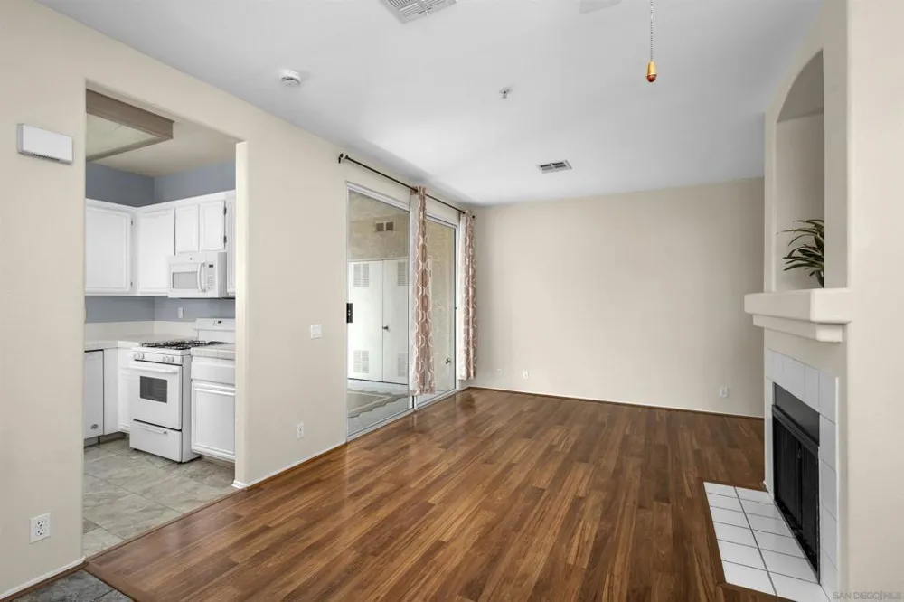 11454 Via Rancho San Diego #208 El Cajon, CA 92019