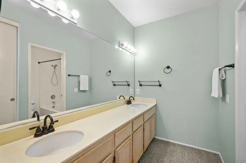 11454 Via Rancho San Diego #208 El Cajon, CA 92019