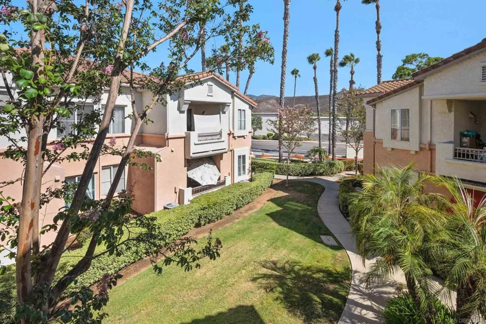 11454 Via Rancho San Diego #208 El Cajon, CA 92019