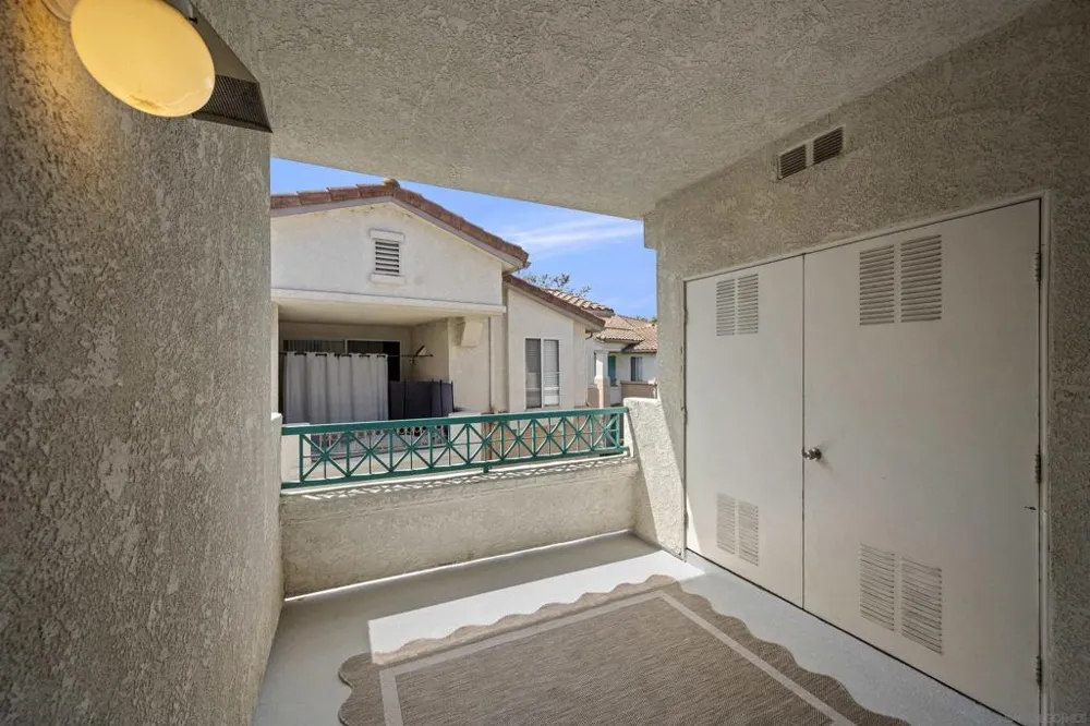 11454 Via Rancho San Diego #208 El Cajon, CA 92019