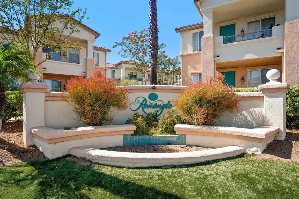 11454 Via Rancho San Diego #208 El Cajon, CA 92019