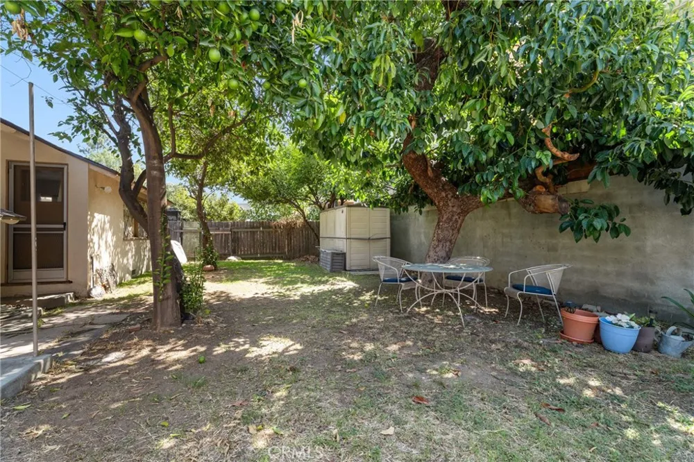 20812 Devonshire Chatsworth, CA 91311