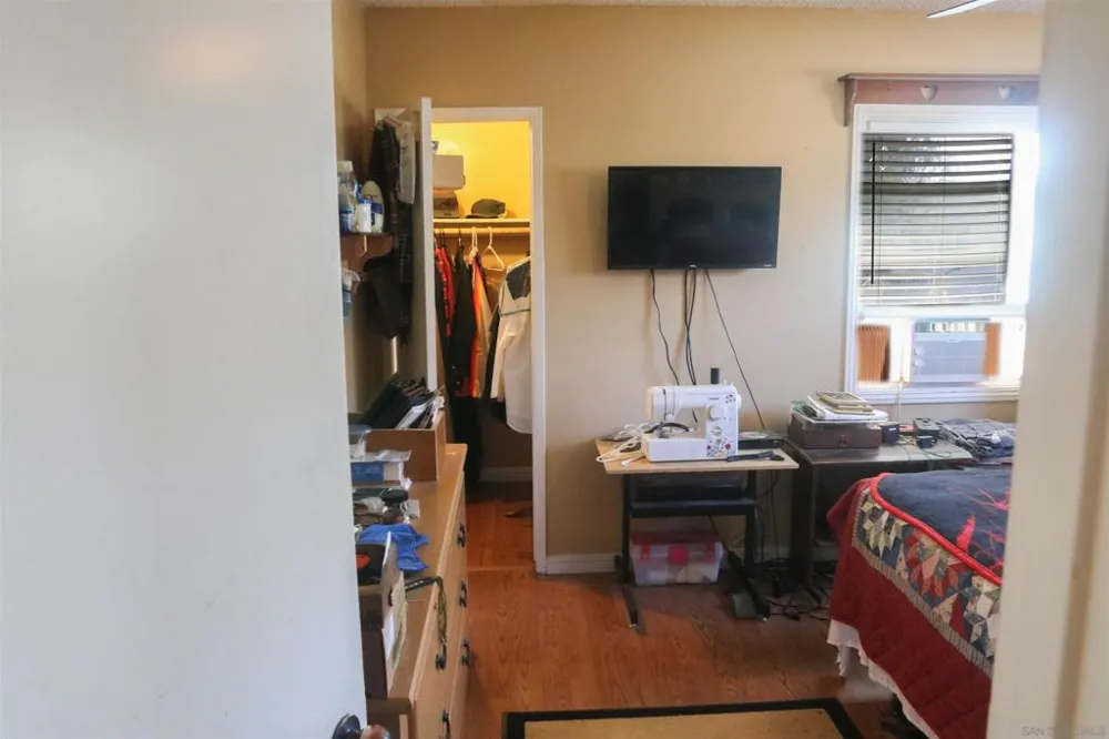580 Kit Hemet, CA 92543