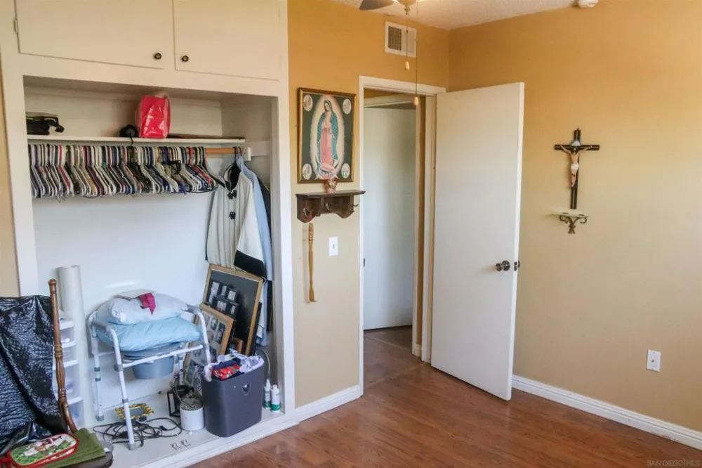 580 Kit Hemet, CA 92543