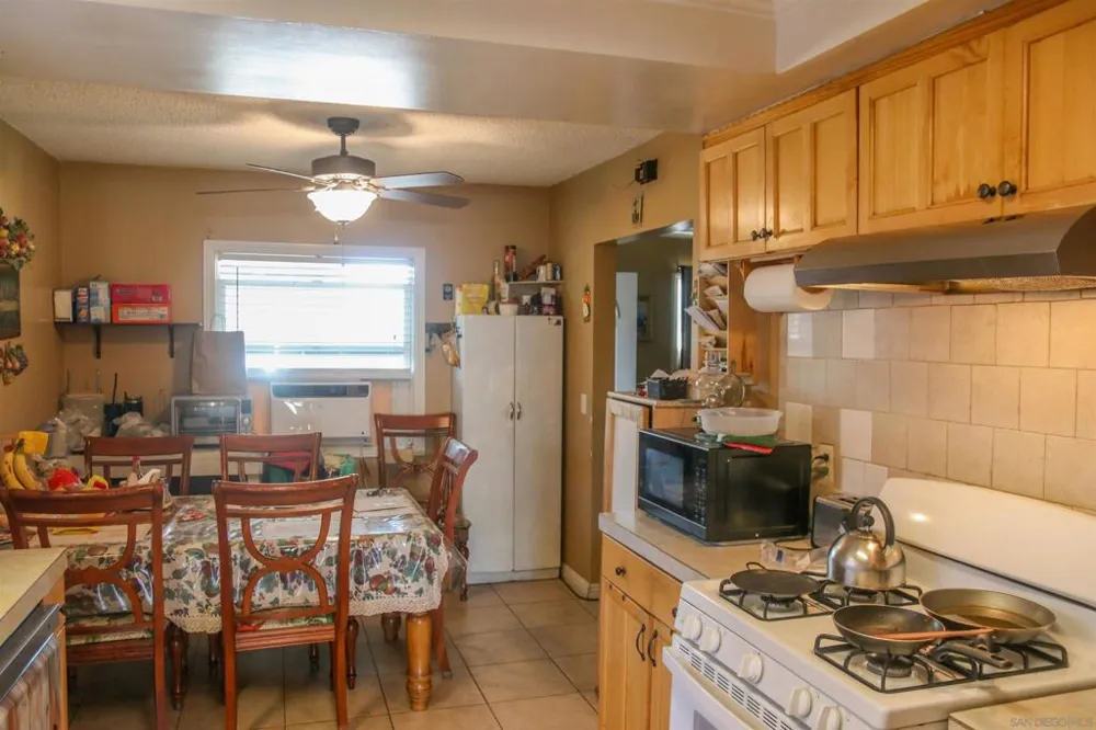 580 Kit Hemet, CA 92543
