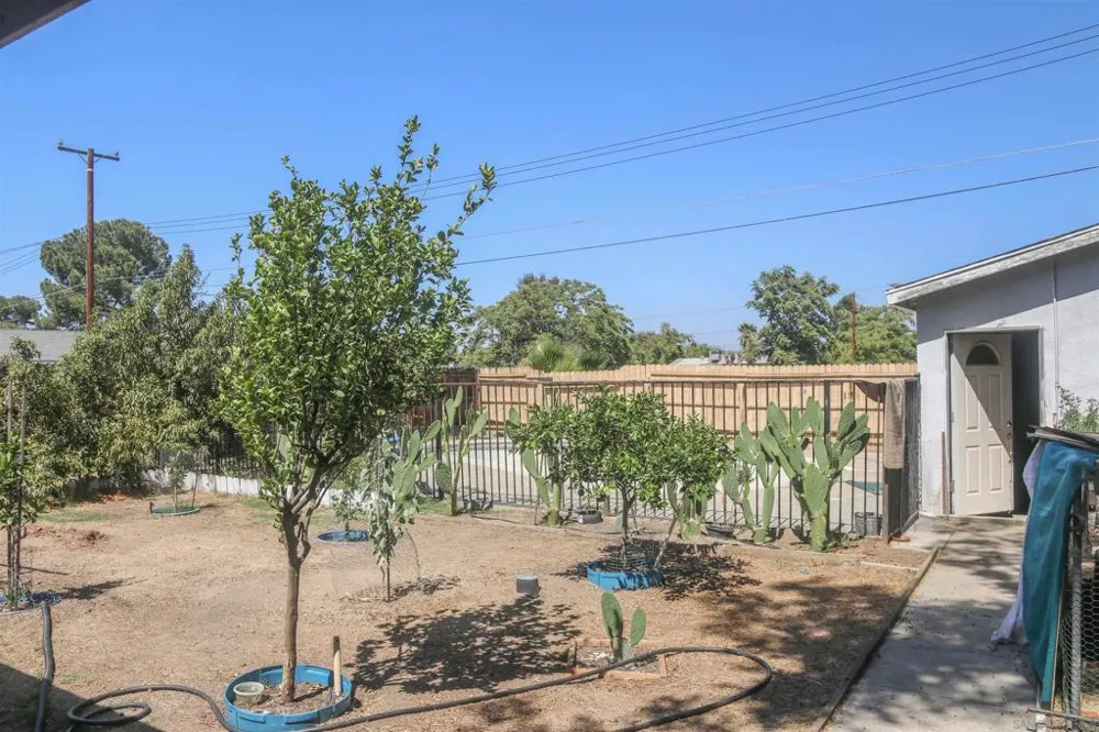 580 Kit Hemet, CA 92543