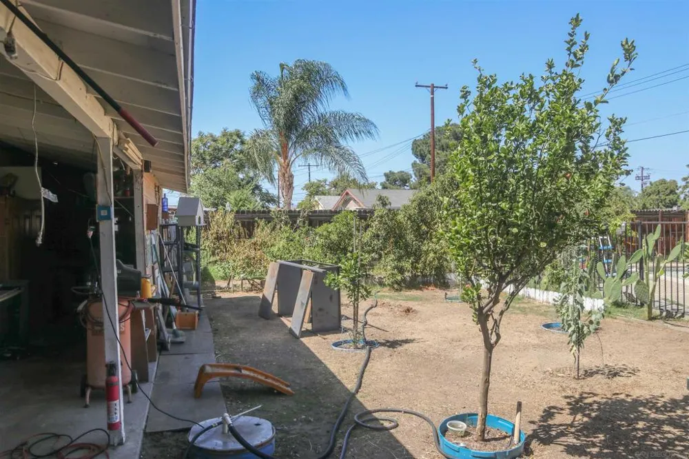 580 Kit Hemet, CA 92543