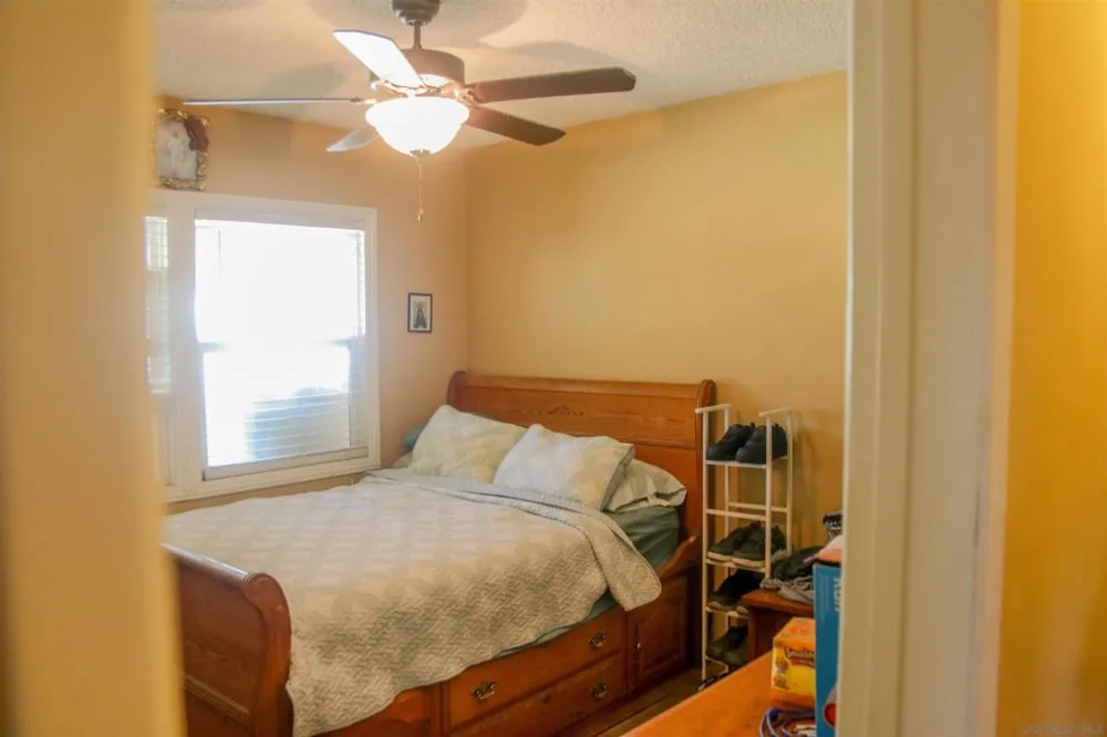 580 Kit Hemet, CA 92543