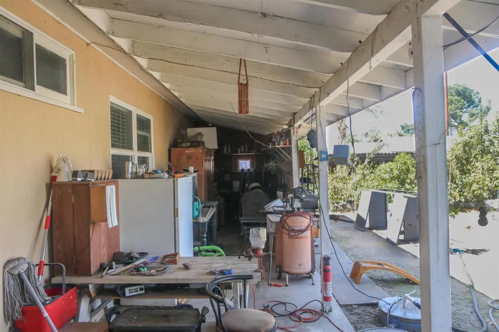 580 Kit Hemet, CA 92543