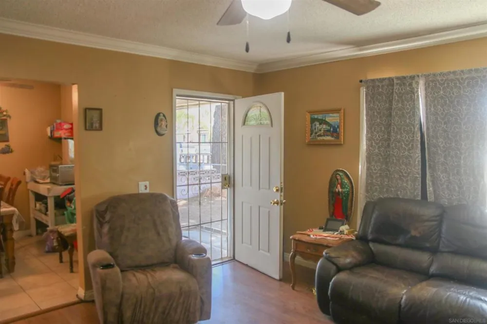 580 Kit Hemet, CA 92543