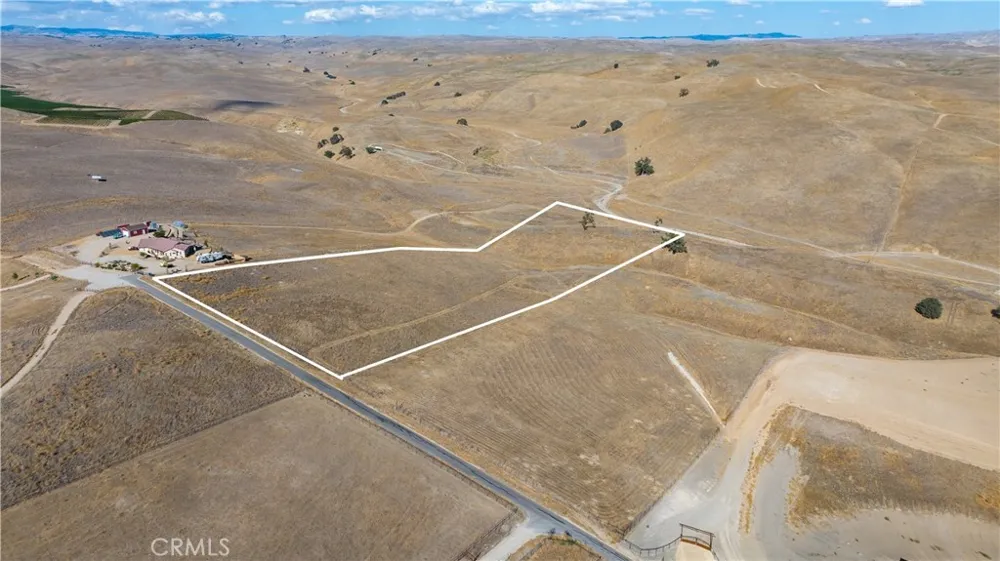 3765 Gruenhagen Paso Robles, CA 93446