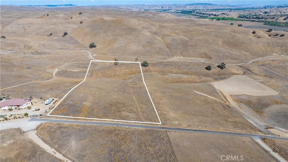 3765 Gruenhagen Paso Robles, CA 93446