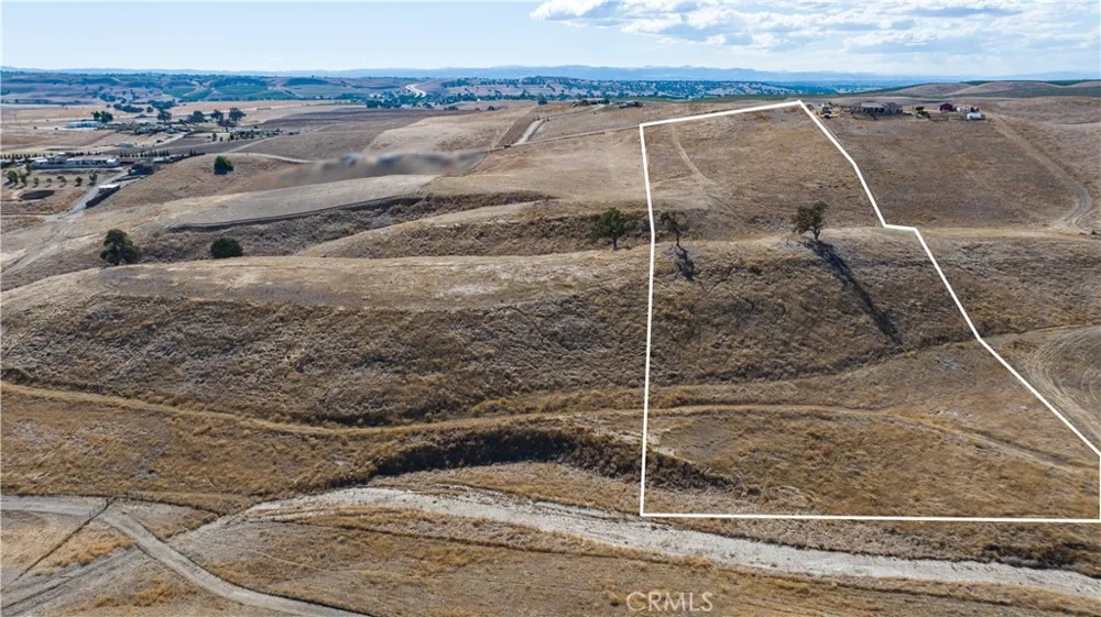 3765 Gruenhagen Paso Robles, CA 93446