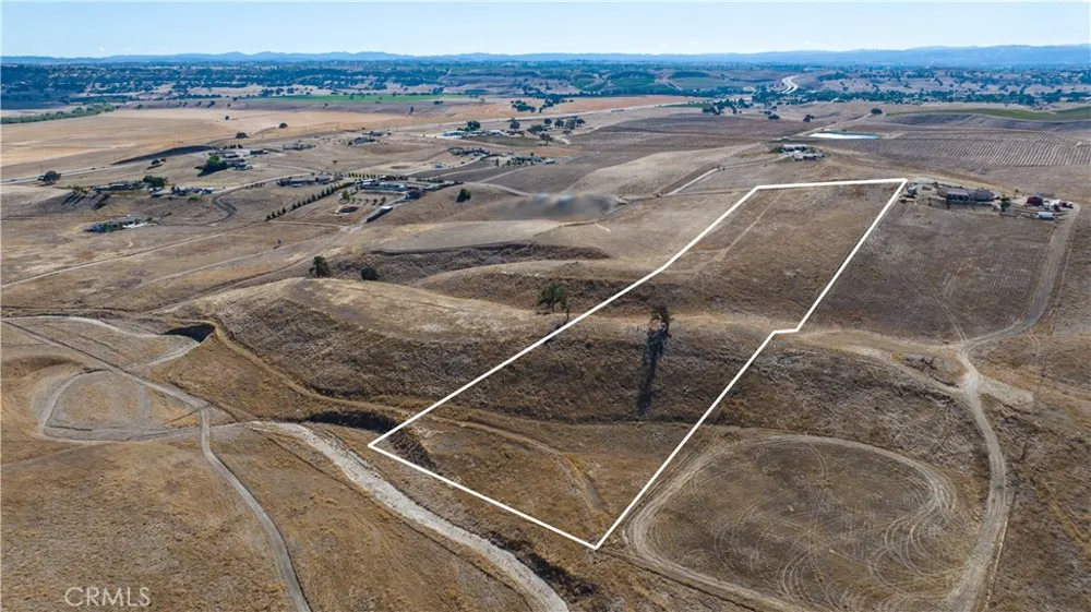 3765 Gruenhagen Paso Robles, CA 93446