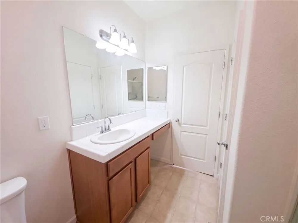 5578 E Eugenia Fresno, CA 93727