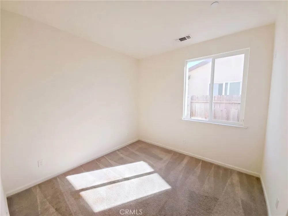 5578 E Eugenia Fresno, CA 93727