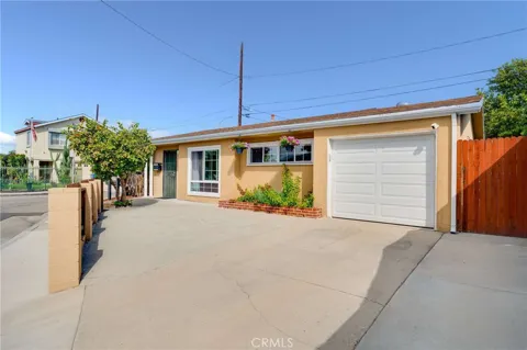 409 E Pleasant