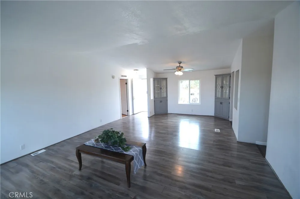 176 State Hwy 138 Pinon Hills, CA 92372