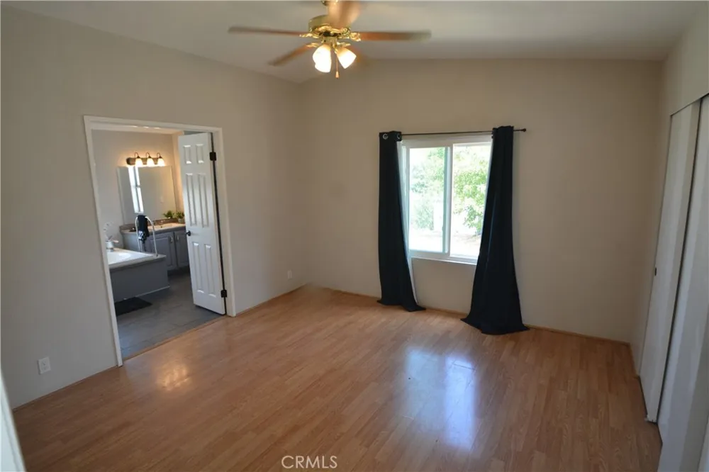 176 State Hwy 138 Pinon Hills, CA 92372