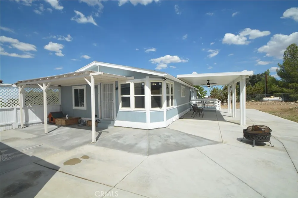 176 State Hwy 138 Pinon Hills, CA 92372