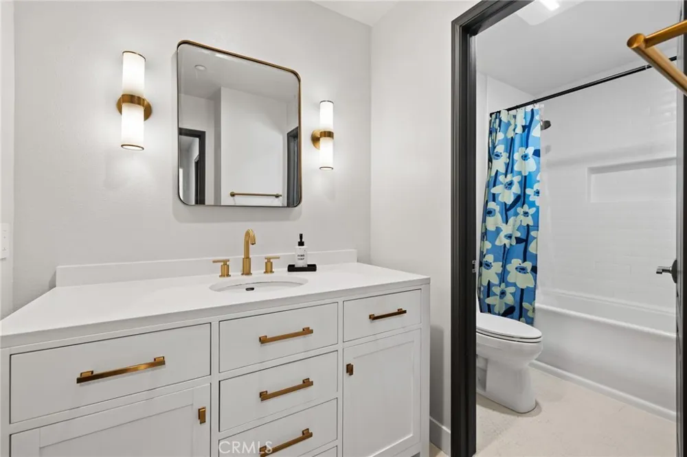 134 Monte Vista Avenue #A Costa Mesa, CA 92627