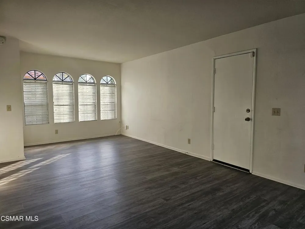 2752 Annandale Lane Simi Valley, CA 93063