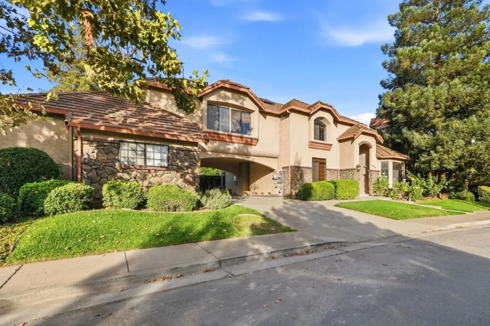 17520 Serene Drive Morgan Hill, CA 95037