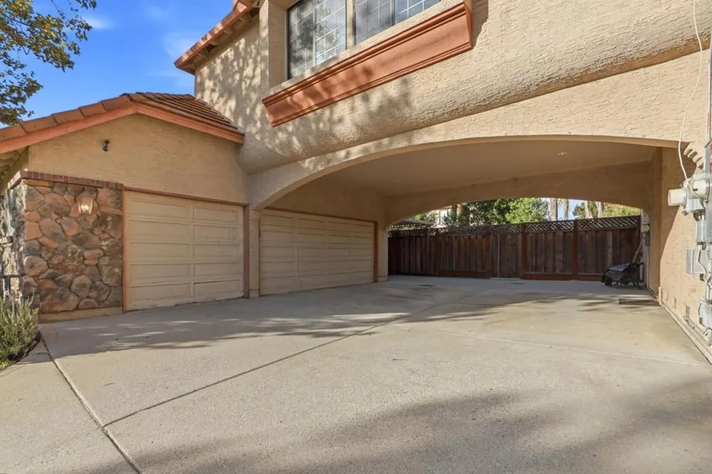 17520 Serene Drive Morgan Hill, CA 95037