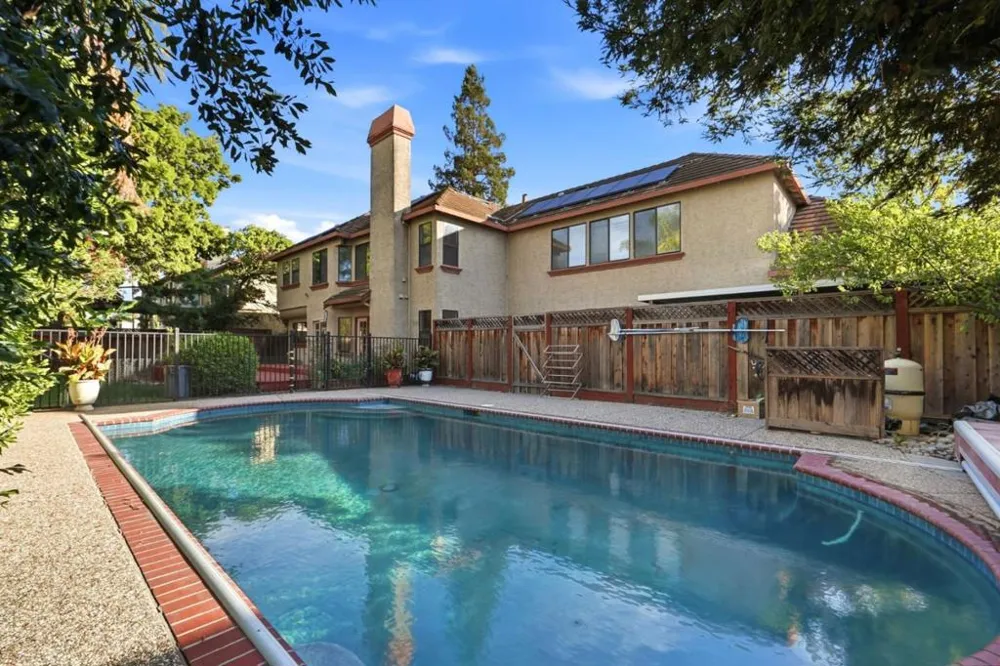 17520 Serene Drive Morgan Hill, CA 95037
