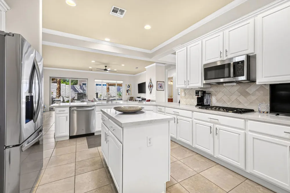 81686 Avenida Sombra Indio, CA 92203