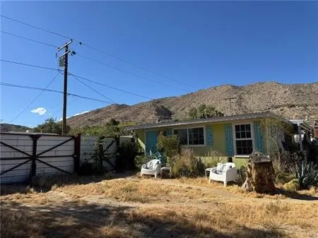 6959 Pawnee Yucca Valley, CA 92284
