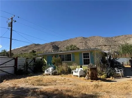 6959 Pawnee Yucca Valley, CA 92284