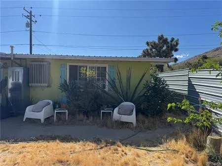 6959 Pawnee Yucca Valley, CA 92284