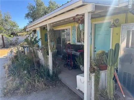 6959 Pawnee Yucca Valley, CA 92284