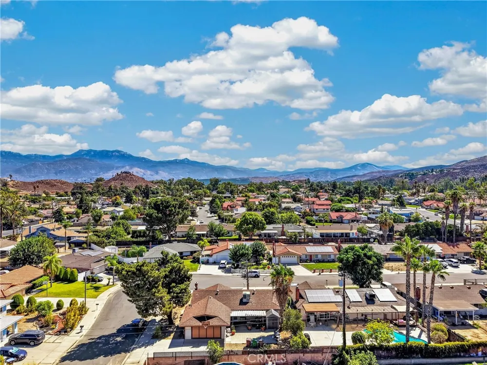 27307 Cloudrest Hemet, CA 92544