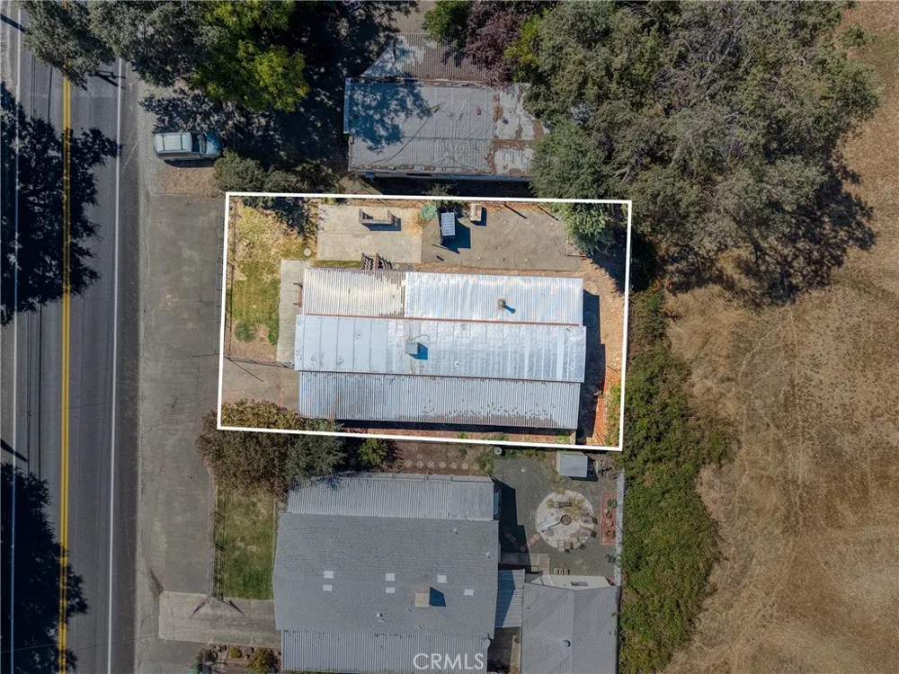 4305 Lakeshore Lakeport, CA 95453