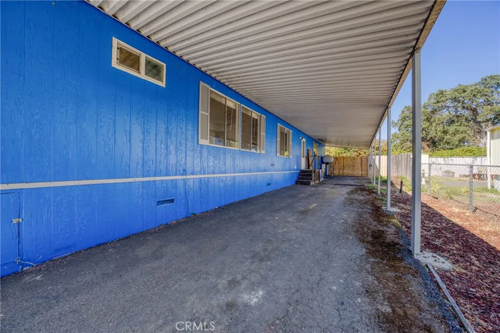 4305 Lakeshore Lakeport, CA 95453