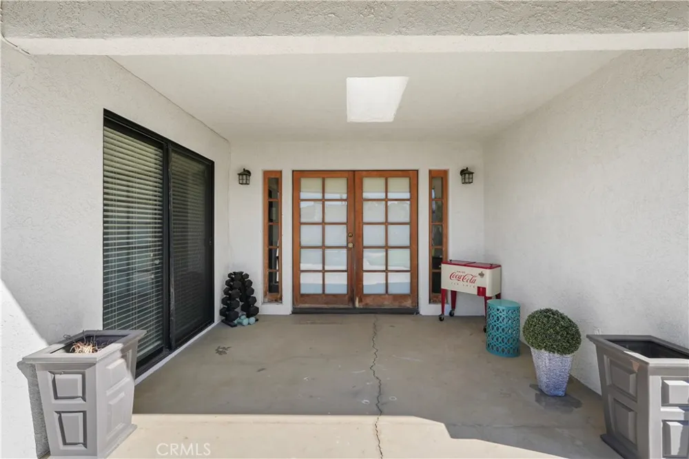 42095 Acacia Avenue Hemet, CA 92544