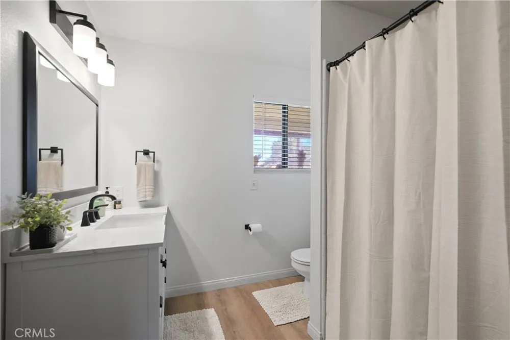 42095 Acacia Avenue Hemet, CA 92544