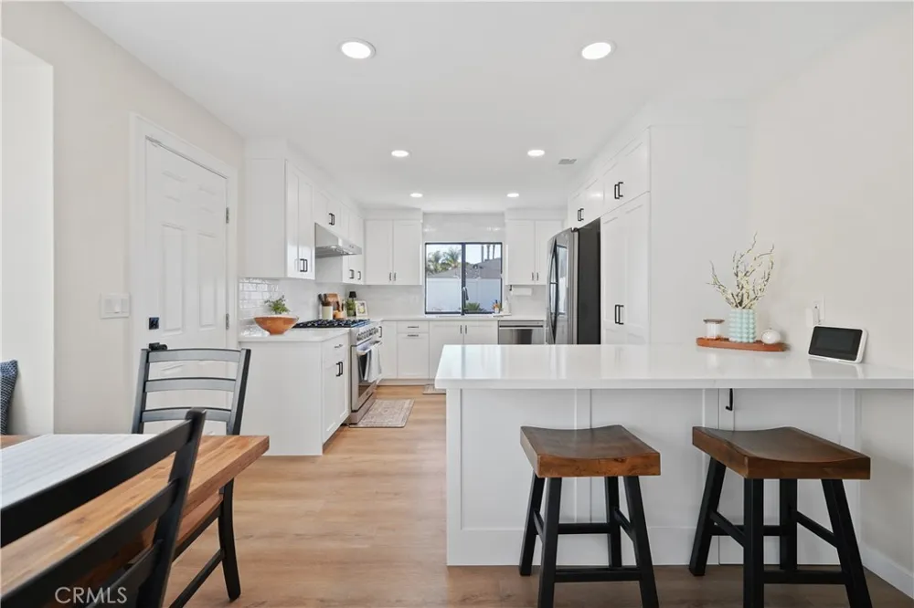 42095 Acacia Avenue Hemet, CA 92544