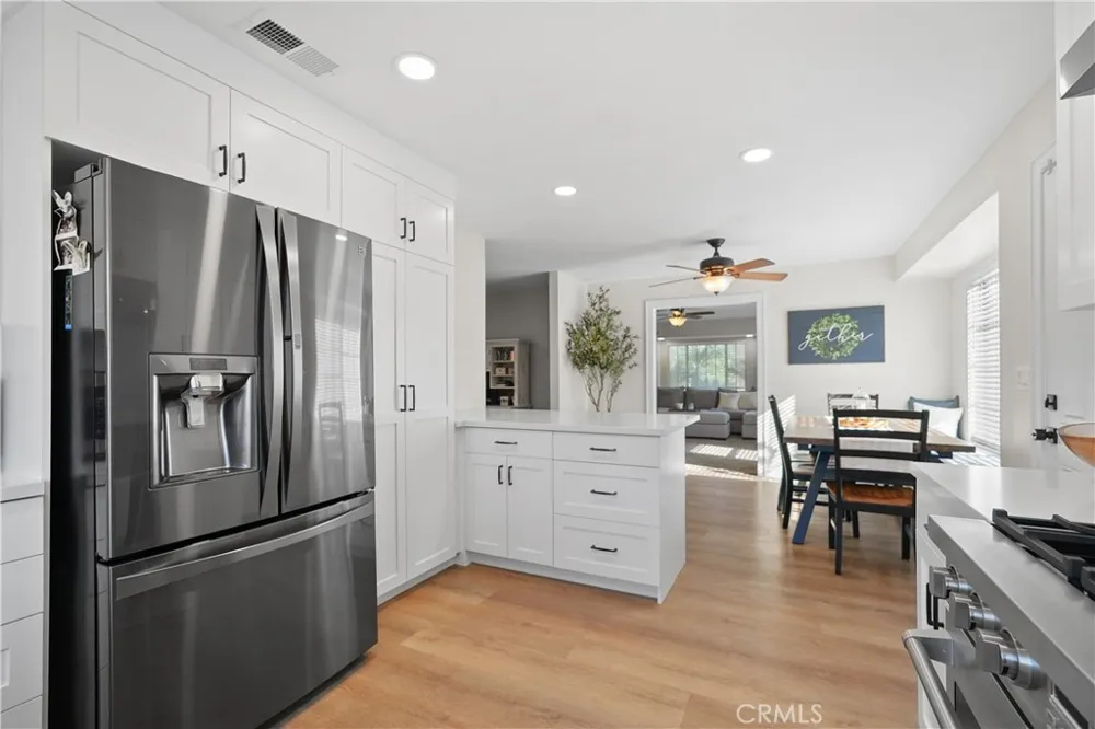 42095 Acacia Avenue Hemet, CA 92544