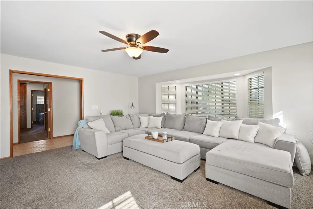42095 Acacia Avenue Hemet, CA 92544