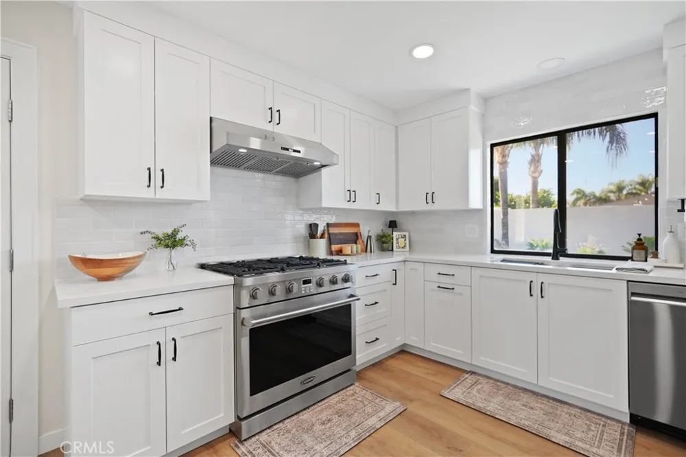 42095 Acacia Avenue Hemet, CA 92544