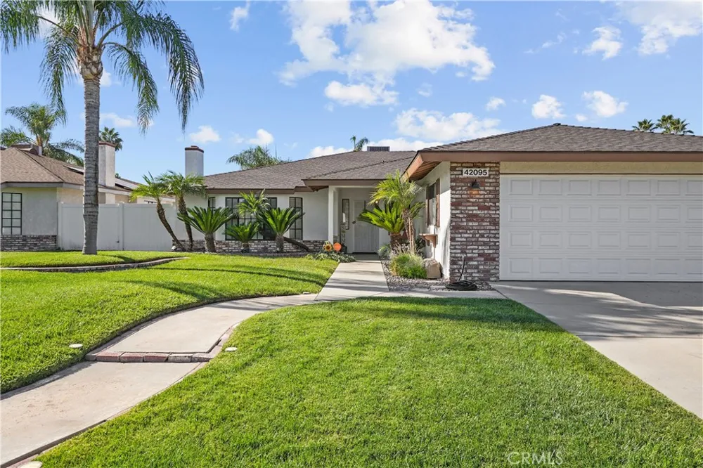 42095 Acacia Avenue Hemet, CA 92544