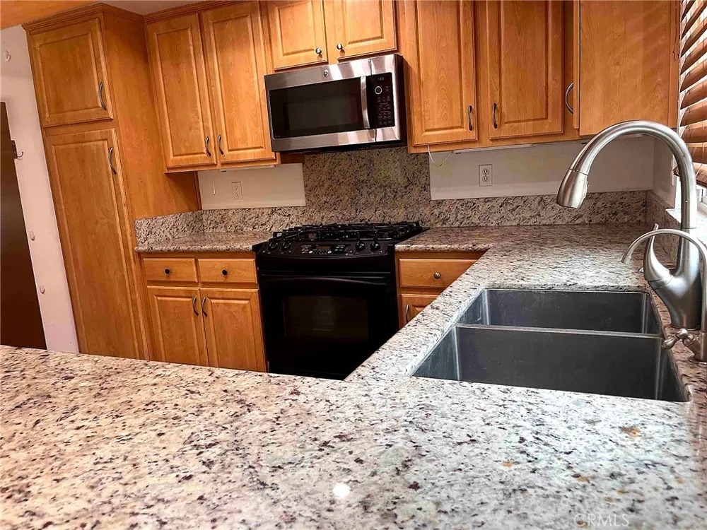 21110 Lycoming Diamond Bar, CA 91789