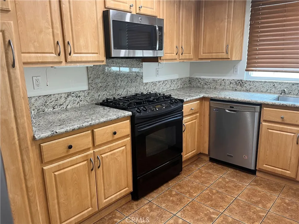 21110 Lycoming Diamond Bar, CA 91789