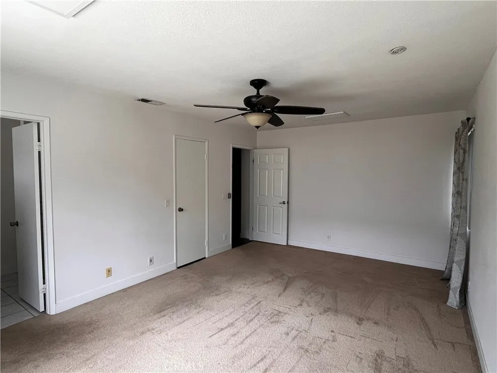 21110 Lycoming Diamond Bar, CA 91789