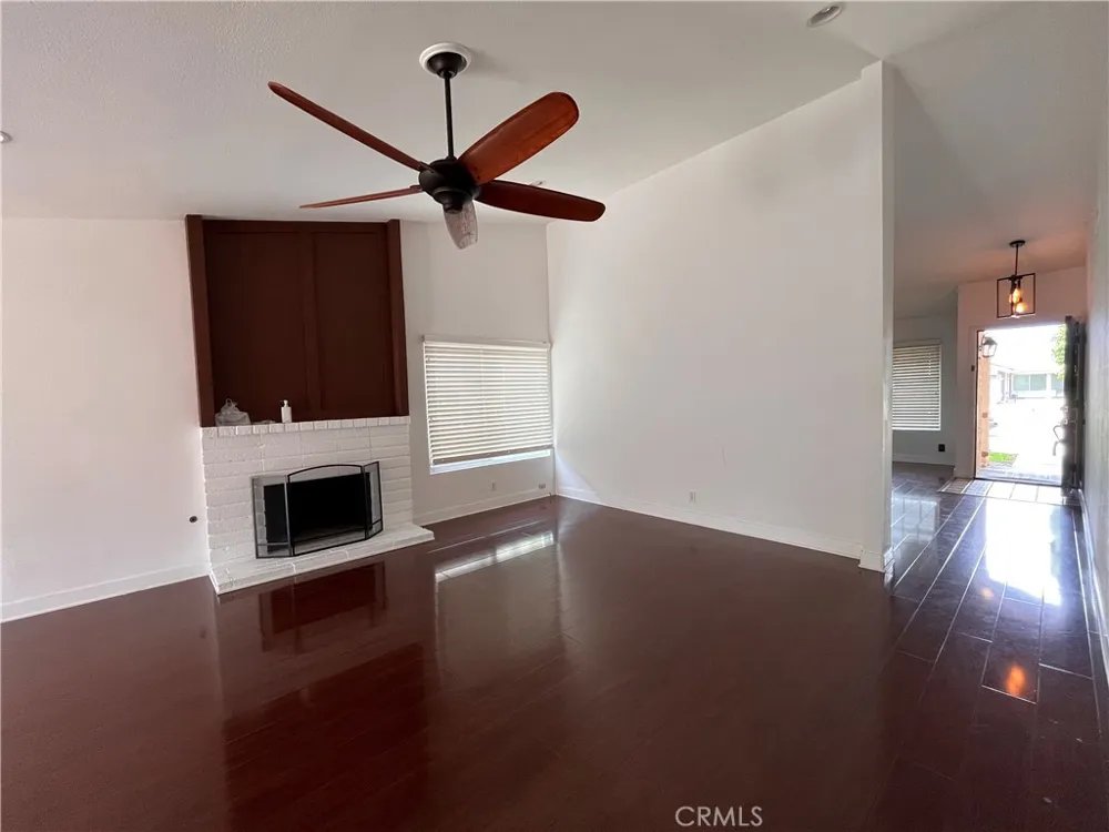 21110 Lycoming Diamond Bar, CA 91789