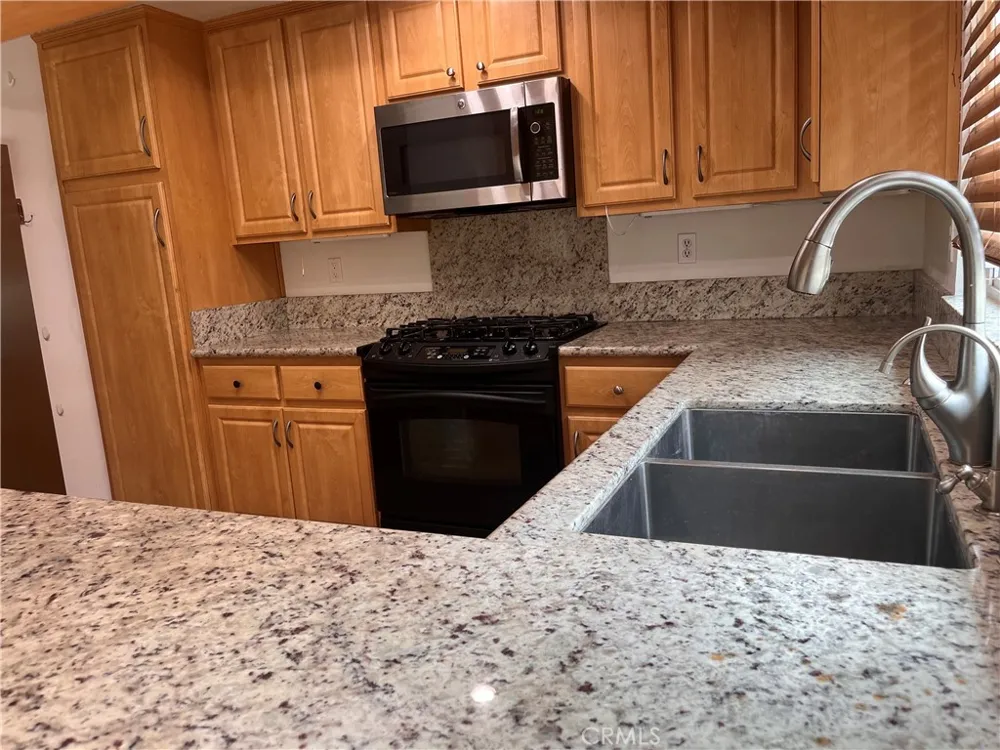 21110 Lycoming Diamond Bar, CA 91789