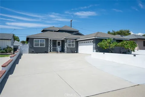 1335 Vine Avenue